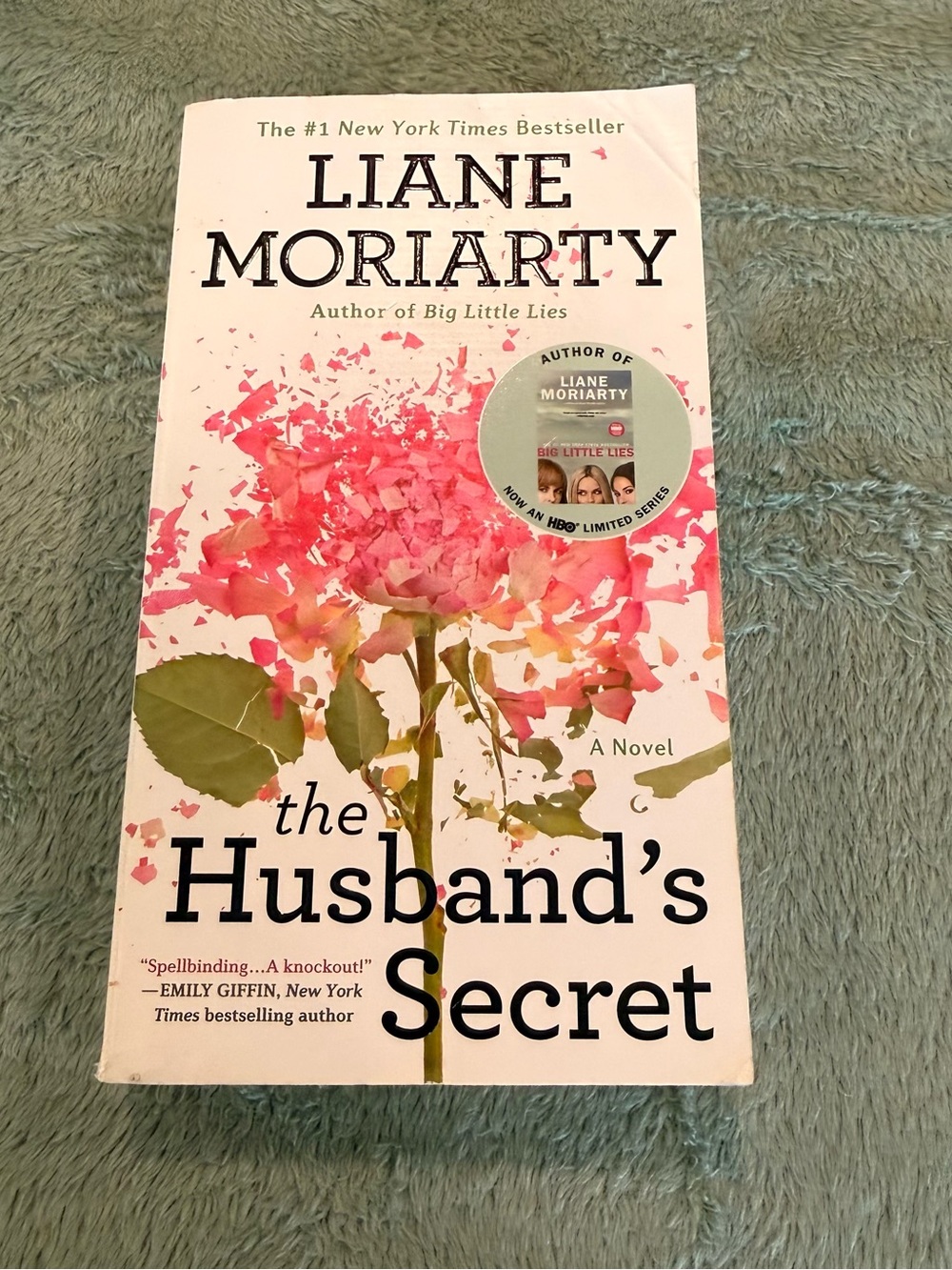 The Husband’s Secret Liane Moriarty Paperback 2017 Berkley 9780451490049